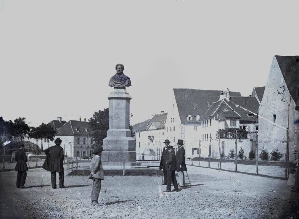 	Der Rotteckplatz in den 1860er Jahren
